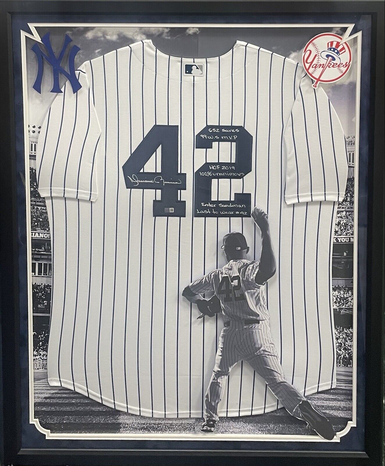 Mariano Rivera Autographed New York Yankees Jersey Inscribed HOF 2019