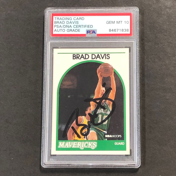 1989-90 NBA Hoops #296 Brad Davis Signed Card AUTO 10 PSA Slabbed Mavericks Image 1
