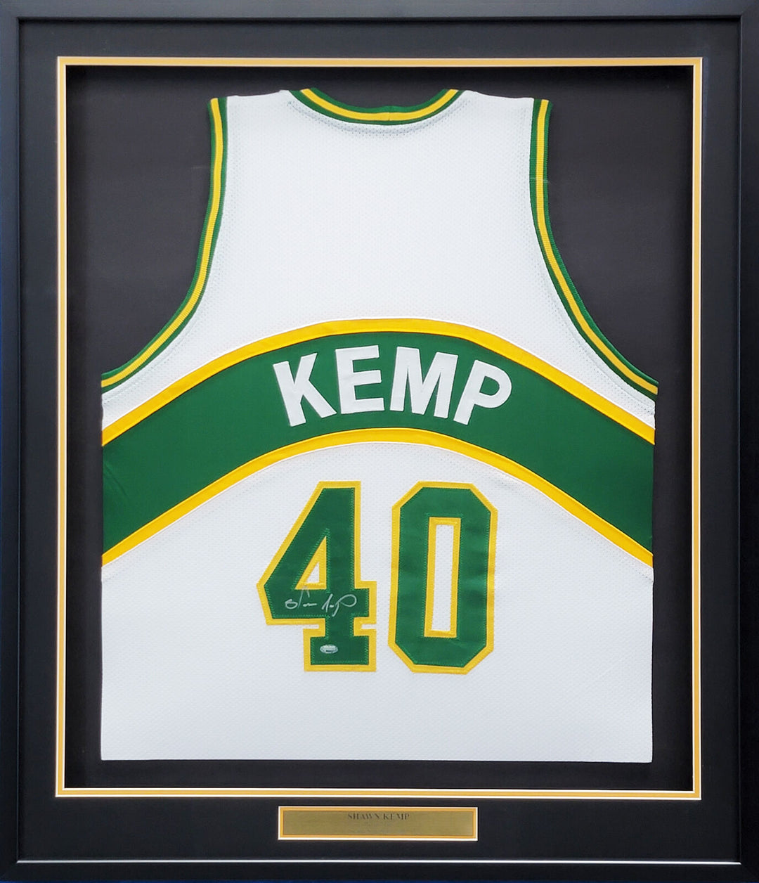 SEATTLE SUPERSONICS SHAWN KEMP AUTOGRAPHED FRAMED WHITE JERSEY MCS HOLO 206942 Image 1