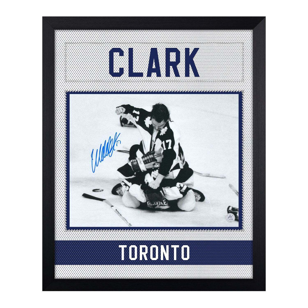 Wendel Clark Signed Toronto Maple Leafs Uniform Graphic 19x23 Frame Image 1