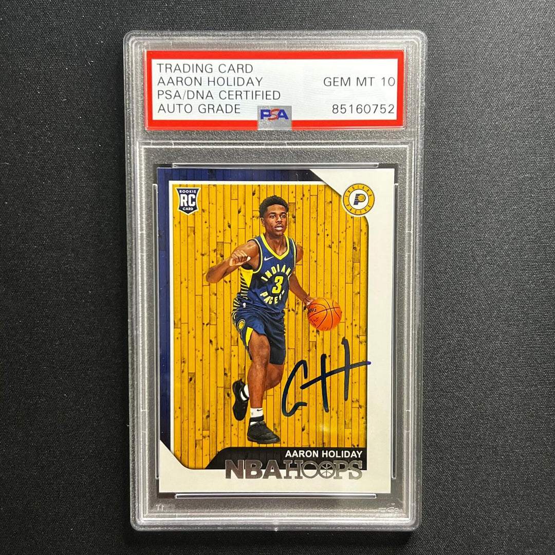 2018-19 NBA Hoops #267 Aaron Holiday Signed AUTO 10 PSA Slabbed RC Pacers Image 1