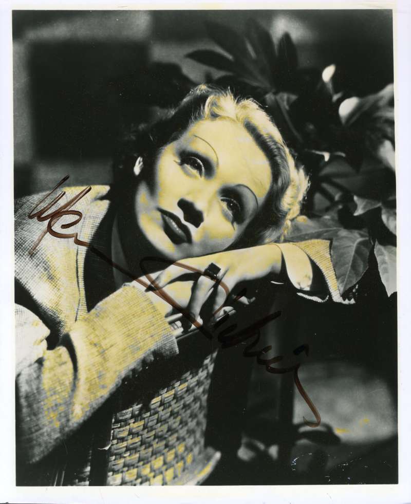 Marlene Dietrich Psa Dna Coa Hand Signed 8x10 Photo Autograph Authenticated Image 1