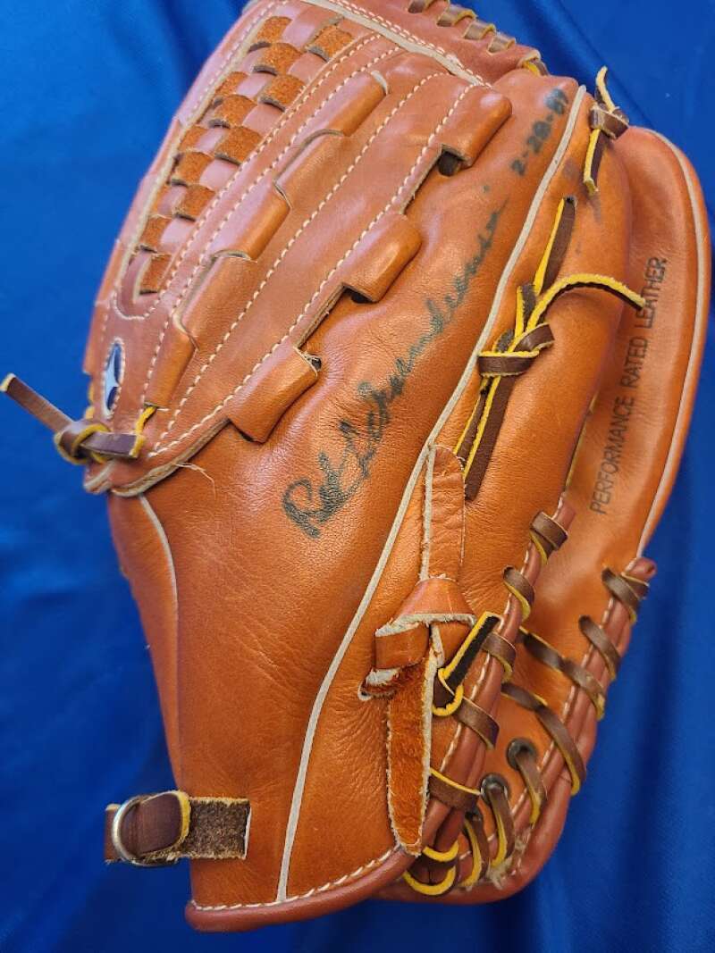 Red Schoendienst JSA Coa Autograph Baseball Glove Signed Cardinals Image 1