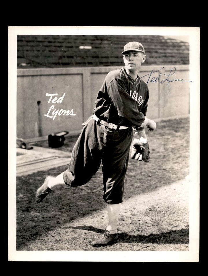 Ted Lyons JSA Coa Signed  8x10 Photo Autographed White Sox Image 1