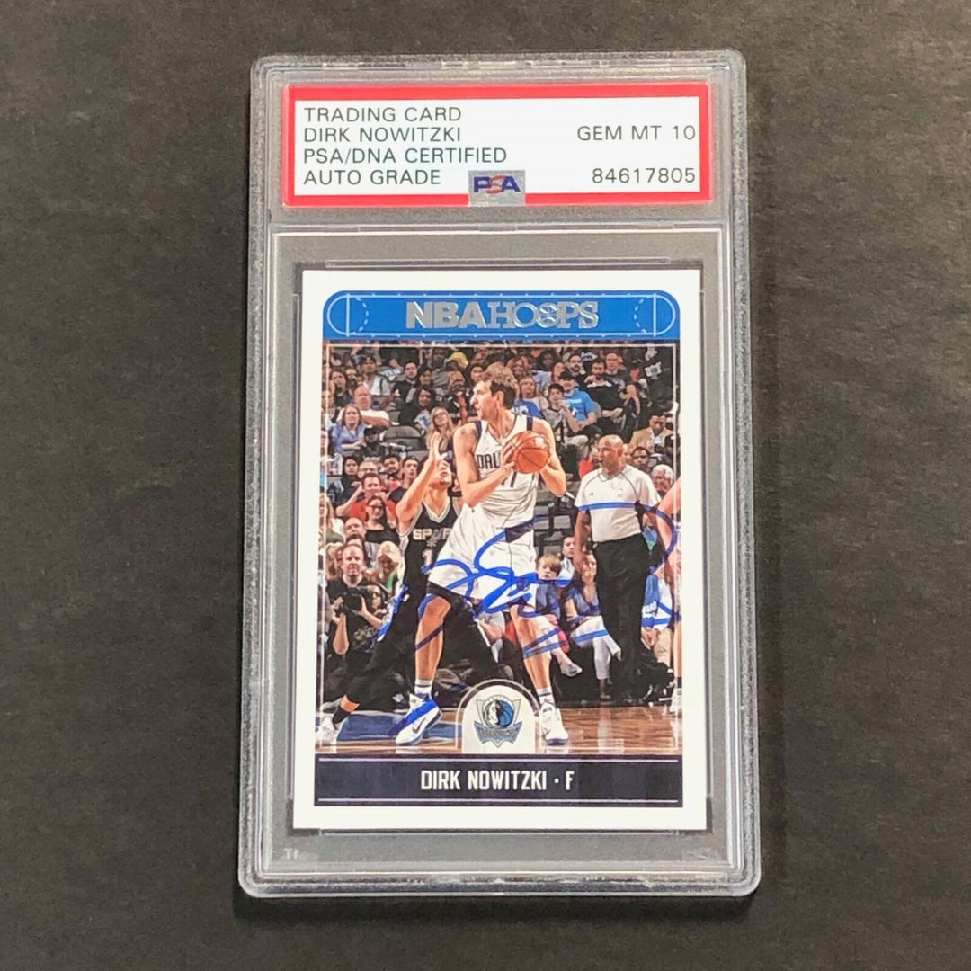 2017-18 NBA Hoops #123 Dirk Nowitzki Signed AUTO GRADE 10 Card PSA/DNA Slabbed A Image 1