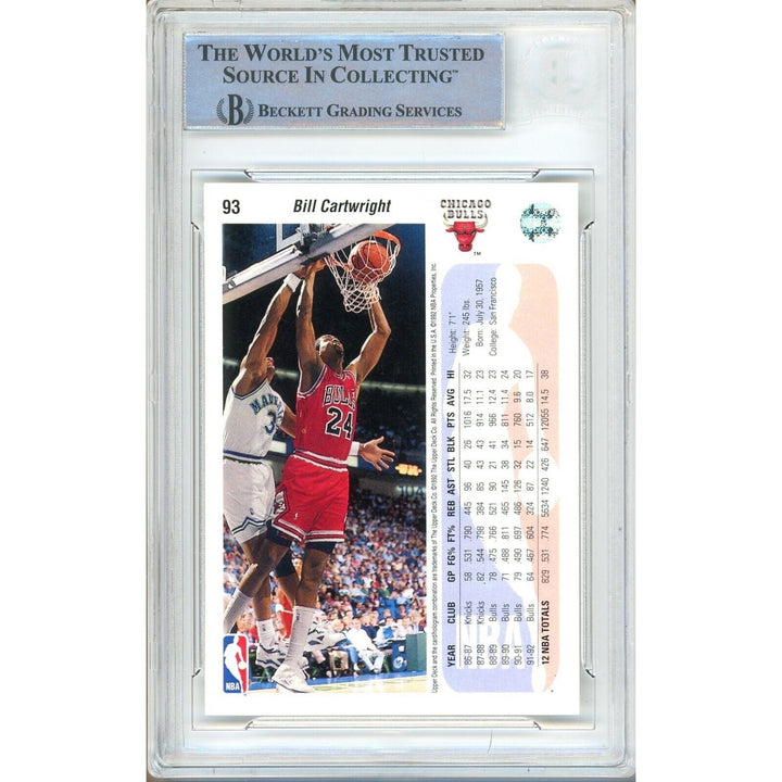 Bill Cartwright Chicago Bulls Signed 1992-93 Upper Deck Basketball Card BAS Auth Auto