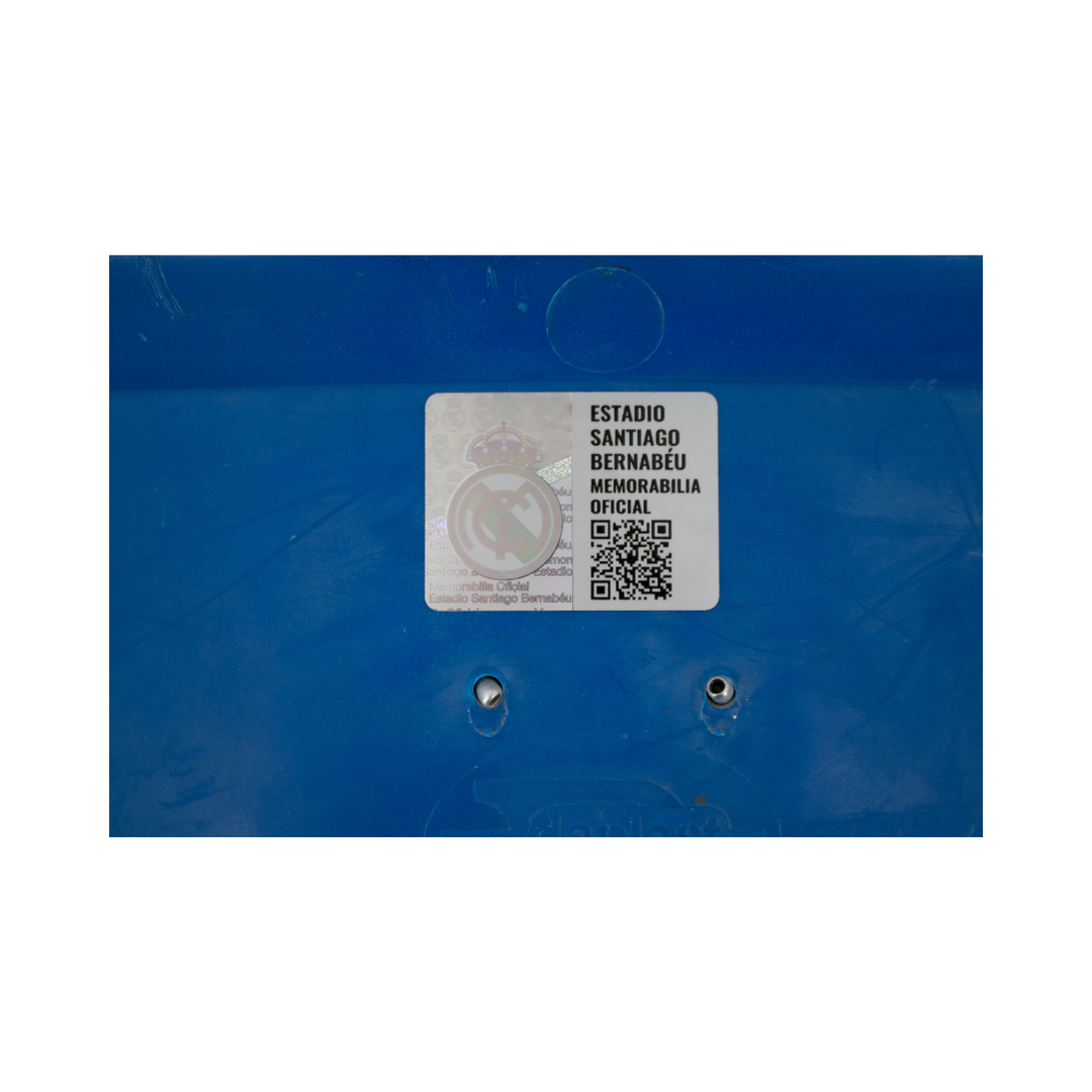 Real Madrid Original Santiago Bernabéu Stadium Seat with Real Madrid Logo and Embroidered Commemorative Patch