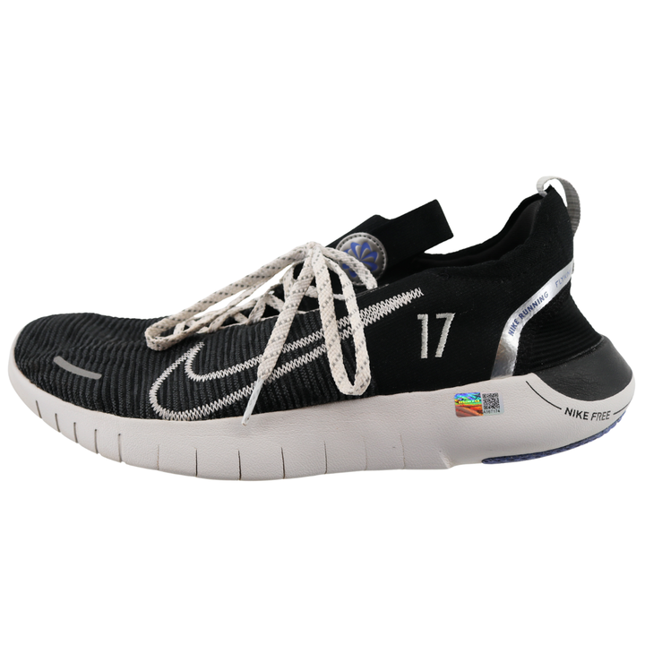 Aaron Boone Yankees Autographed 2025 Game Used Black Nike Free Shoes (CX Auth)