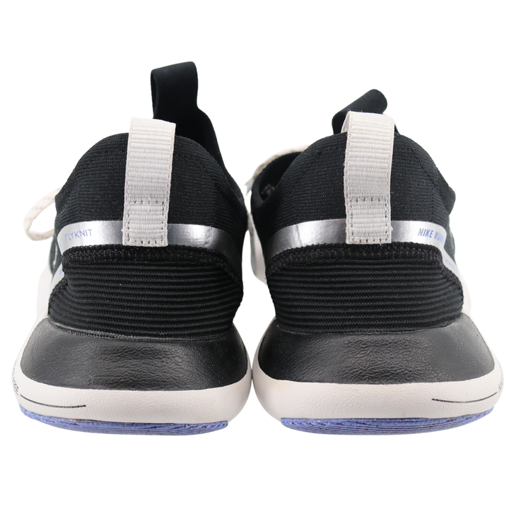 Aaron Boone Yankees Autographed 2025 Game Used Black Nike Free Shoes (CX Auth)