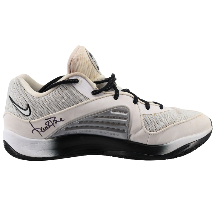 Aaron Boone Yankees Autographed 2025 Game Used Grey Nike KD 16 Shoes (CX Auth)