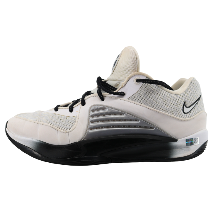 Aaron Boone Yankees Autographed 2025 Game Used Grey Nike KD 16 Shoes (CX Auth)