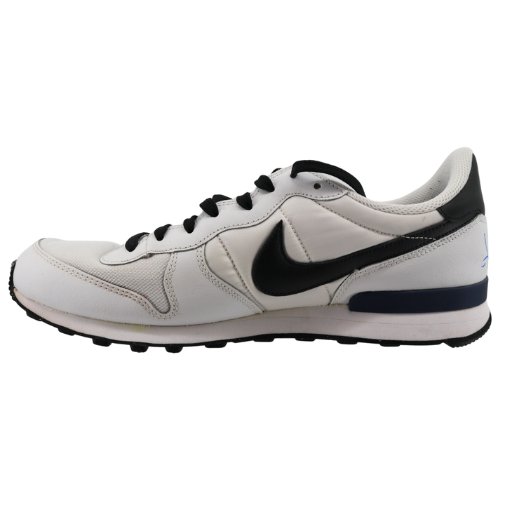 Aaron Boone Yankees Autographed 2025 Game Used White/Navy Nike AJB Shoes CX Auth
