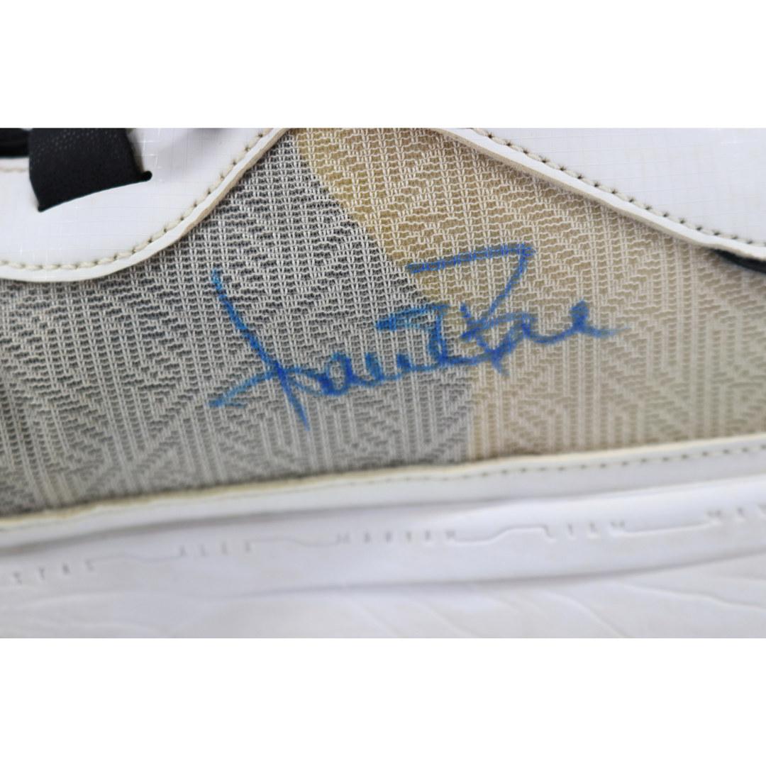 Aaron Boone Yankees Autographed 2025 Game Used Nike Giannis Air Shoes-2 CX Auth