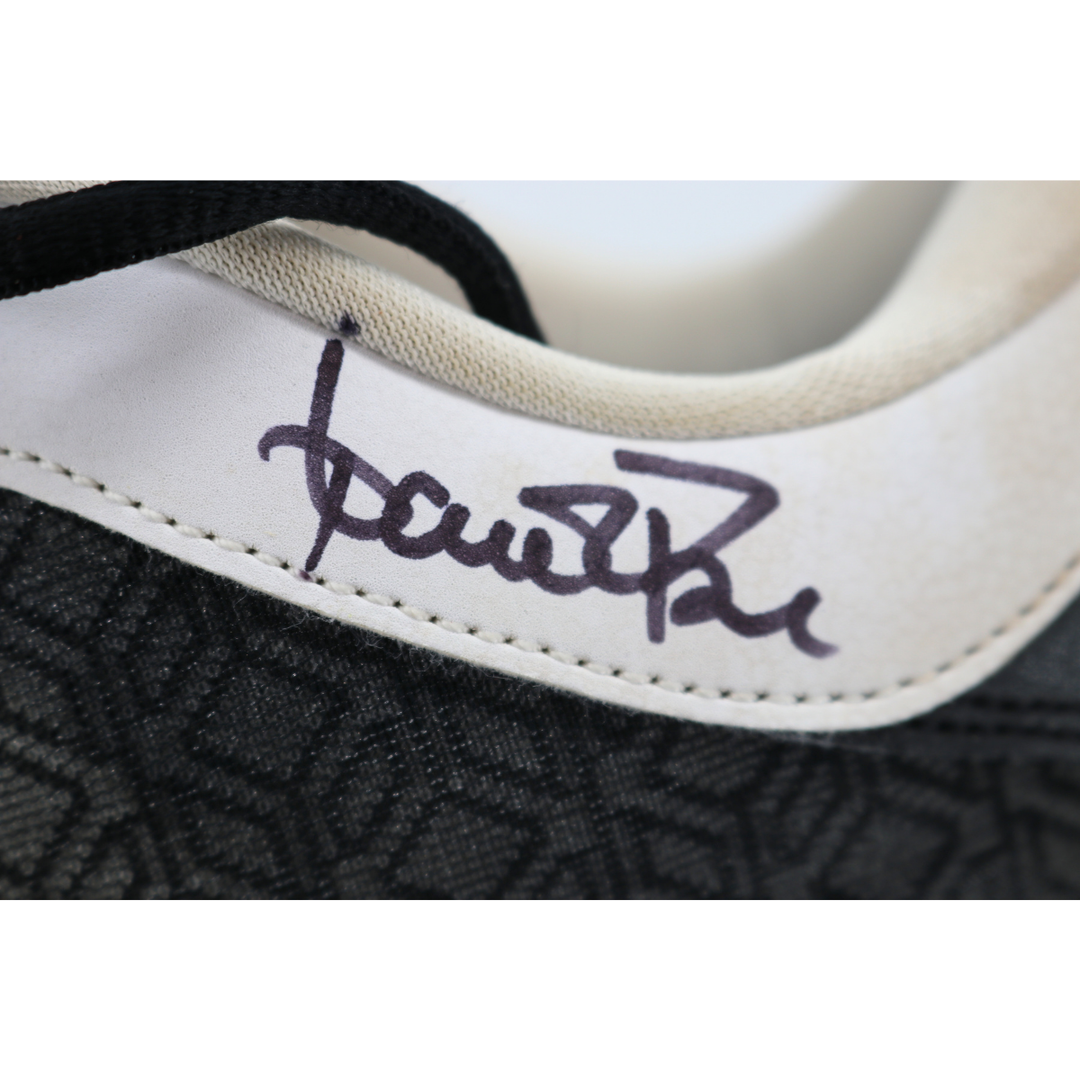 Aaron Boone Yankees Autographed 2025 Game Used Nike Giannis Air Shoes-2 CX Auth