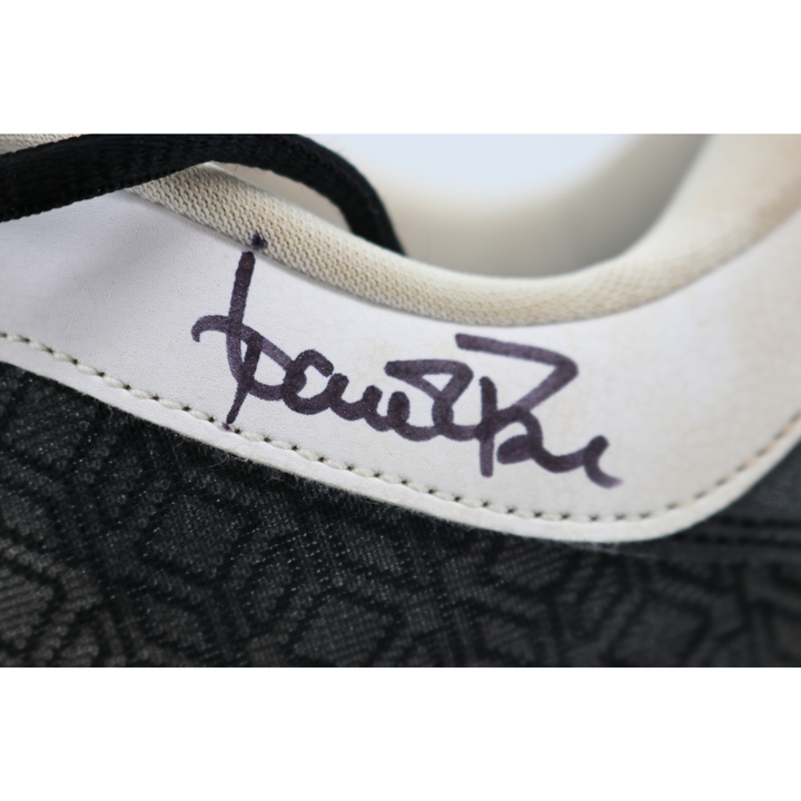 Aaron Boone Yankees Autographed 2025 Game Used Nike Giannis Air Shoes-2 CX Auth