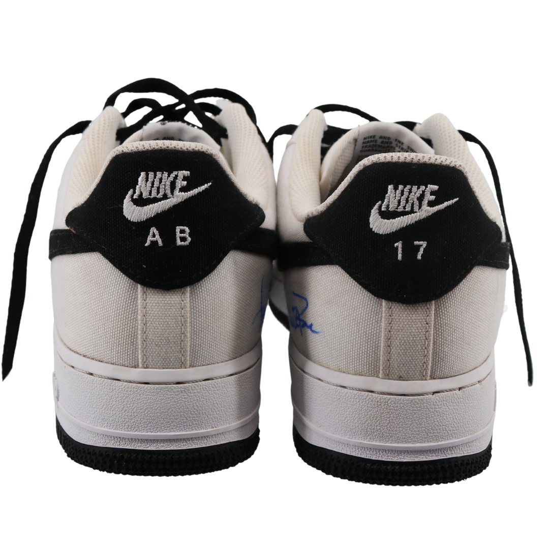 Aaron Boone Yankees Autographed 2025 Game Used Nike Air Force 1 Shoes (CX Auth)