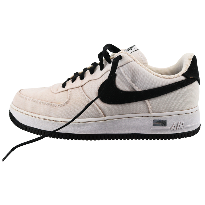 Aaron Boone Yankees Autographed 2025 Game Used Nike Air Force 1 Shoes (CX Auth)