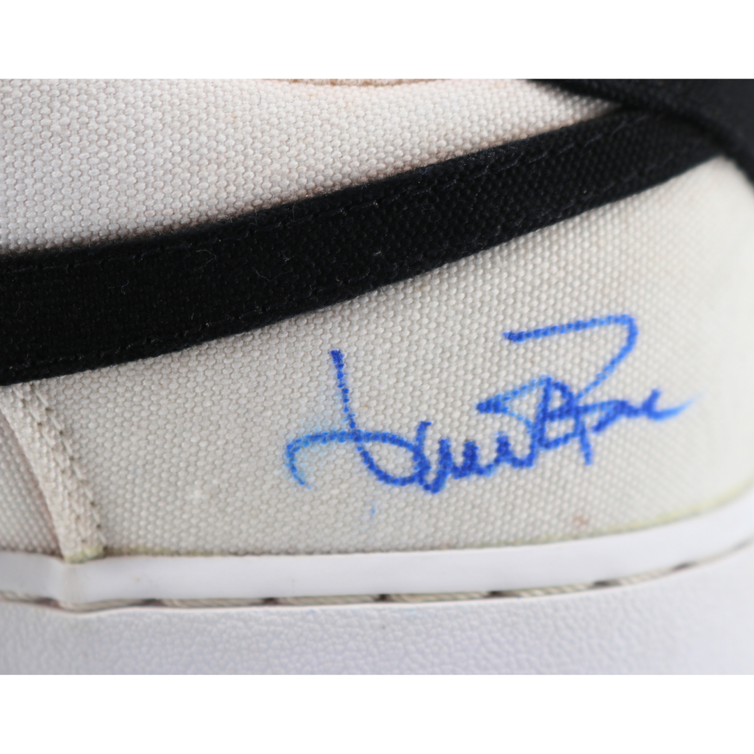 Aaron Boone Yankees Autographed 2025 Game Used Nike Air Force 1 Shoes (CX Auth)