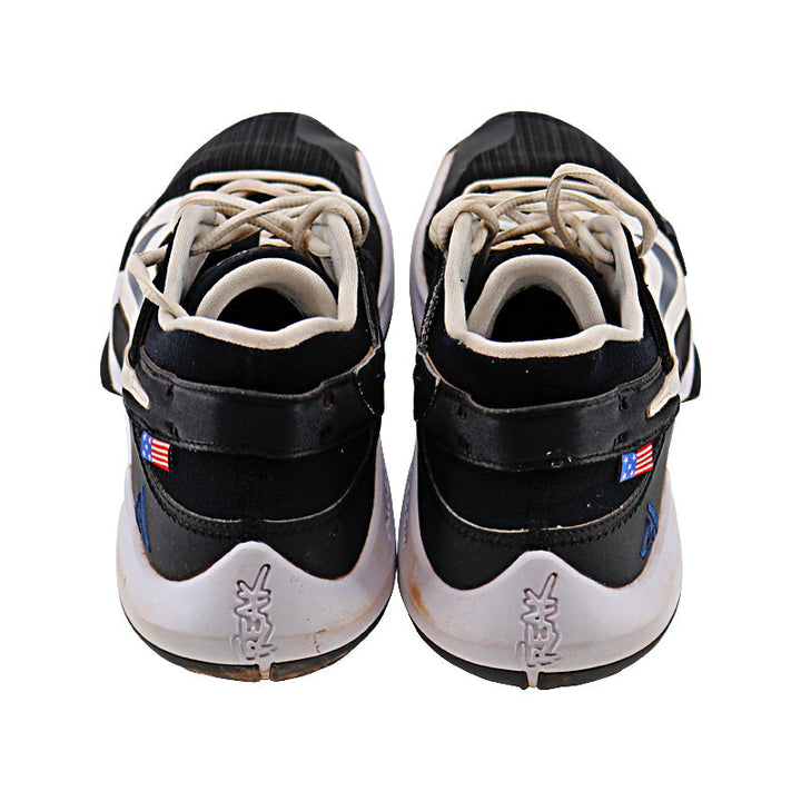 Aaron Boone New York Yankees 2021 Game Used Black/White Nike Air Zoom Freak Sneaker Pair - Size 11