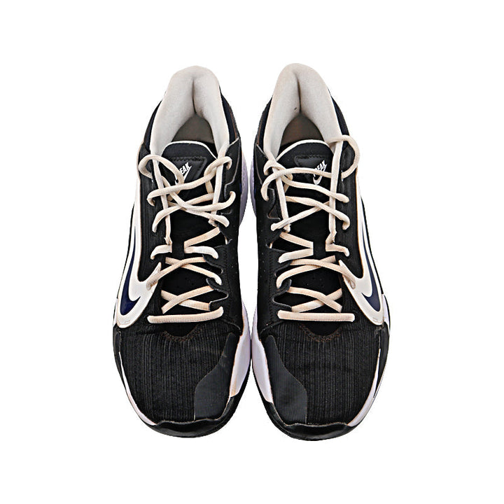 Aaron Boone New York Yankees 2021 Game Used Black/White Nike Air Zoom Freak Sneaker Pair - Size 11