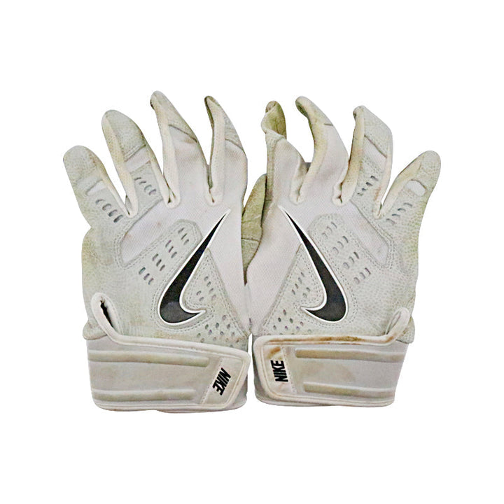 Victor Caratini Milwaukee Brewers Game Used Inscribed White Batting Gloves (B) (Caratini CX LOA)