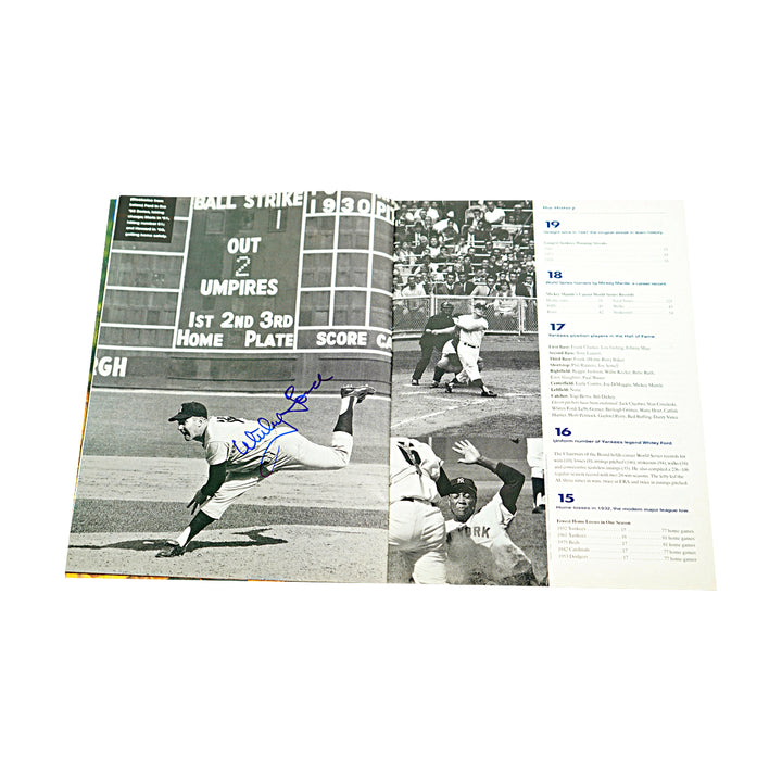 Jeter Berra Rivera New York Yankees Multi Signed 1996 Sports Illustrated Magazine 36 Autos JSA LOA