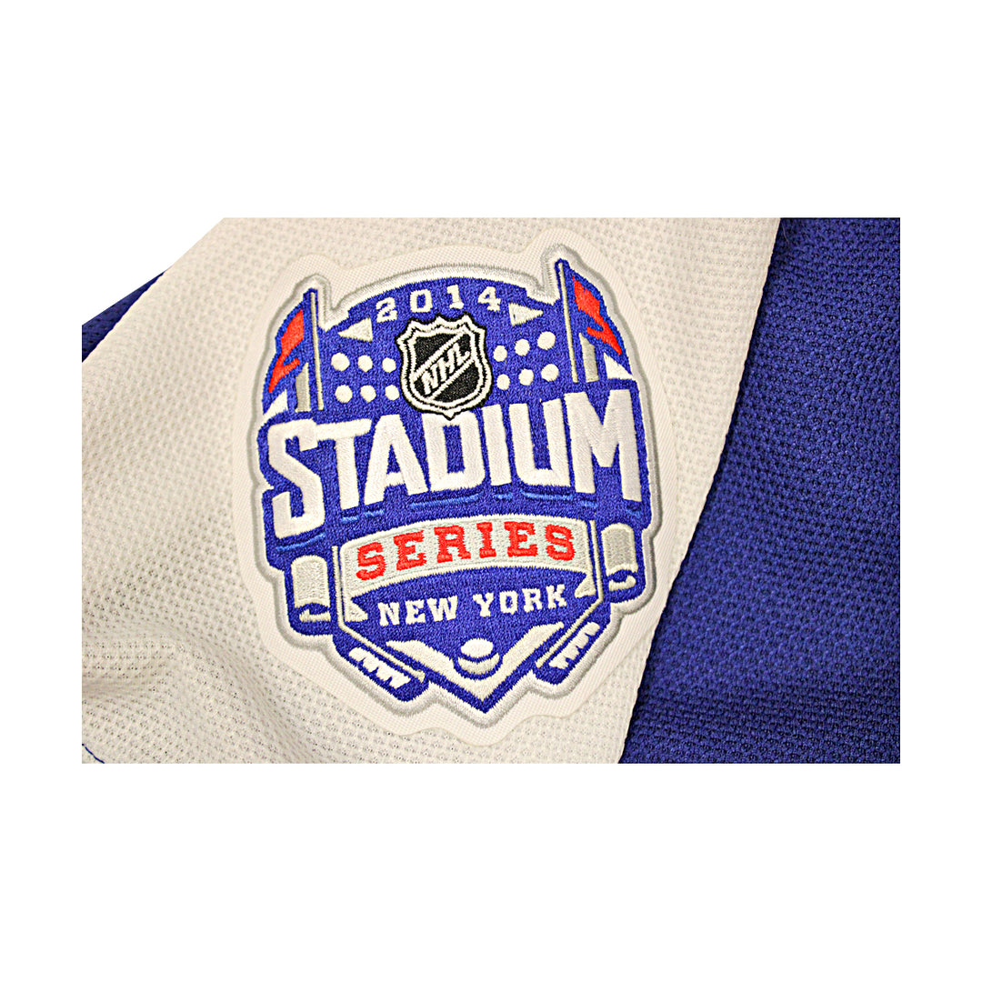 2014 New York Islanders Team Signed Stadium Series Jersey 21 Autos JSA LOA