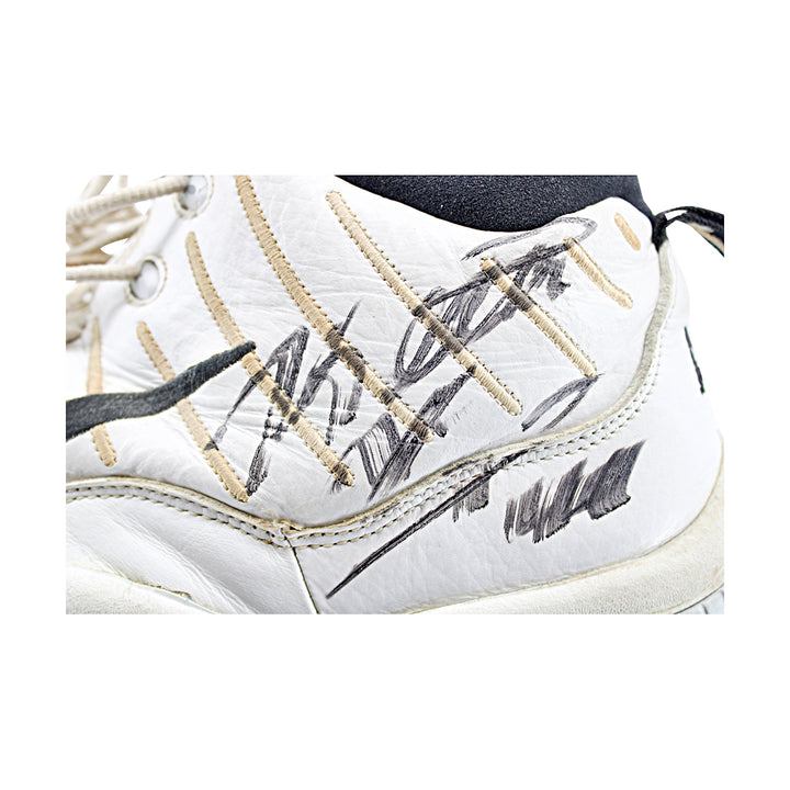 Keith Van Horn Brooklyn Nets Autographed Nike Sneakers Pair JSA LOA