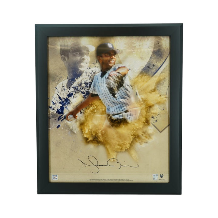 Mariano Rivera New York Yankees Autographed Framed 20x24 Photo Fanatics/MLB Auth