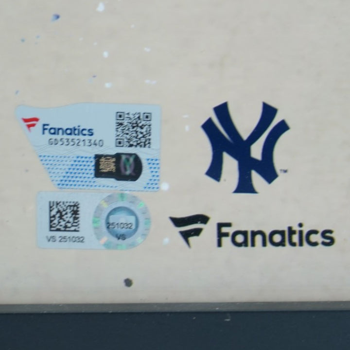 Mariano Rivera New York Yankees Autographed Framed 20x24 Photo Fanatics/MLB Auth