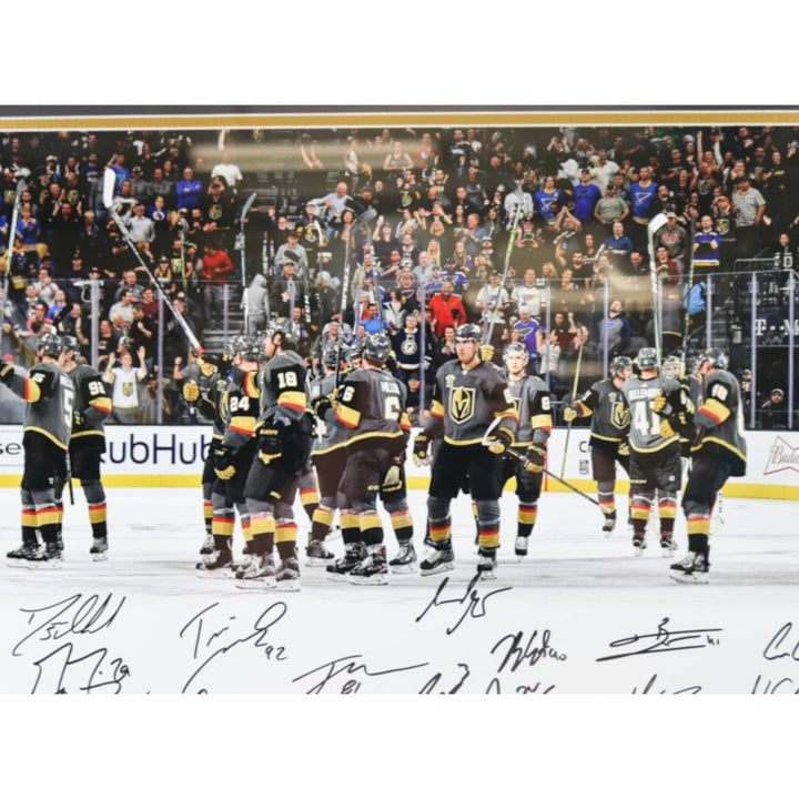 Vegas Golden Knights Team Signed Framed 16x20 Photo Fanatics Holo LE 106/109
