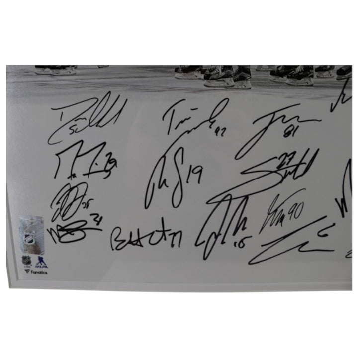 Vegas Golden Knights Team Signed Framed 16x20 Gold Coin Photo Mint Fanatics Holo LE 1/17