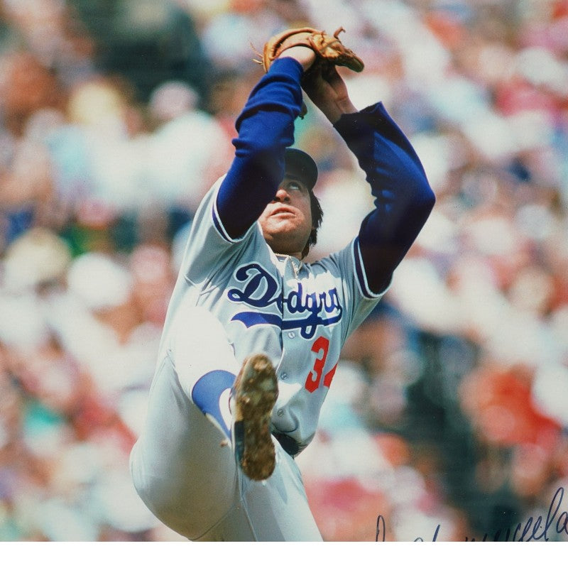 Fernando Valenzuela Los Angeles Dodgers Autographed Framed 16x20 Photo MLB Auth