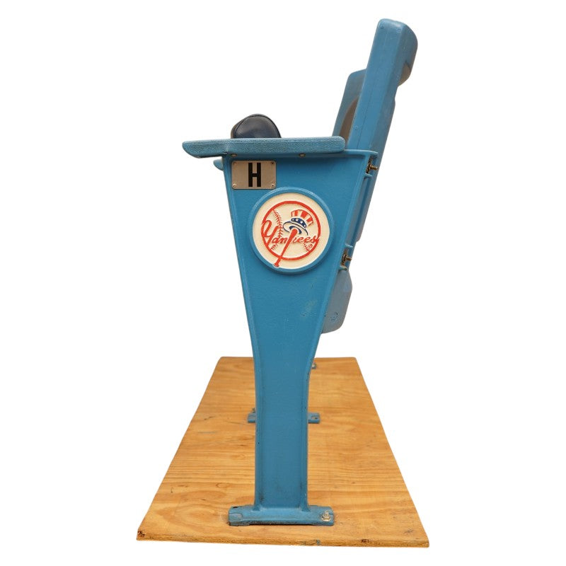 New York Yankees Padded Seats Club Level Pair Yankee Stadium MLB Auth