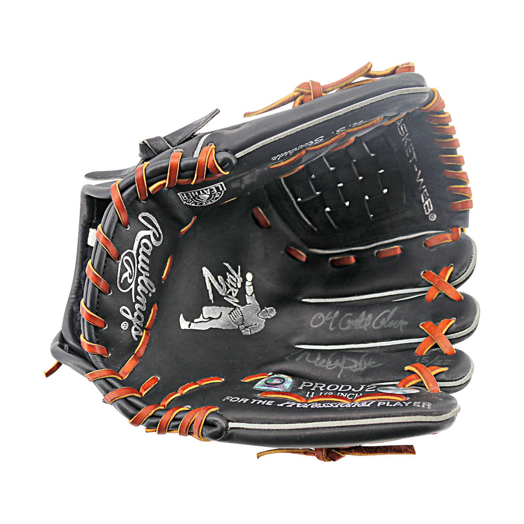 Derek Jeter New York Yankees Autographed Signed Inscribed 04 Gold Glove Professional Game Model Glove (MLB Auth)
