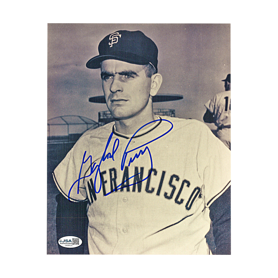 Gaylord Perry San Francisco Giants Autographed B&W 8x10 Photo JSA COA