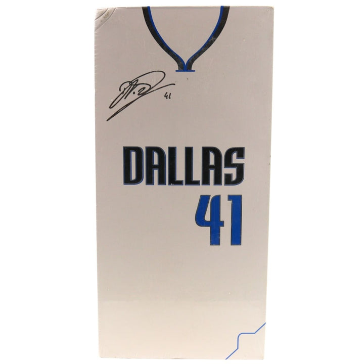 Dirk Nowitzki Dallas Mavericks Enterbay NBA Real Masterpiece 1:6 Action Figure-1
