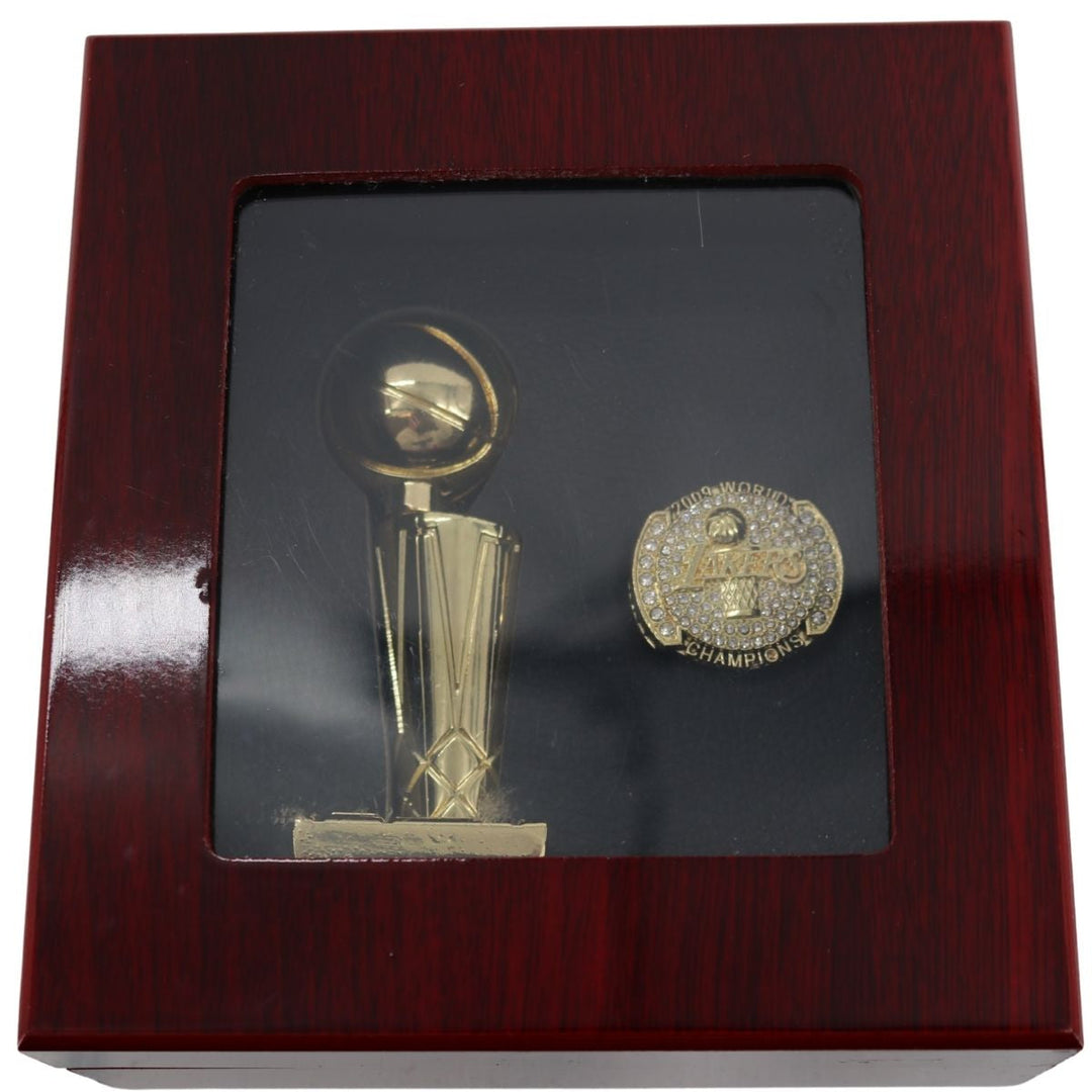 2009 Lakers Replica Larry OÕBrien Trophy & Kobe Bryant NBA Finals Ring Set