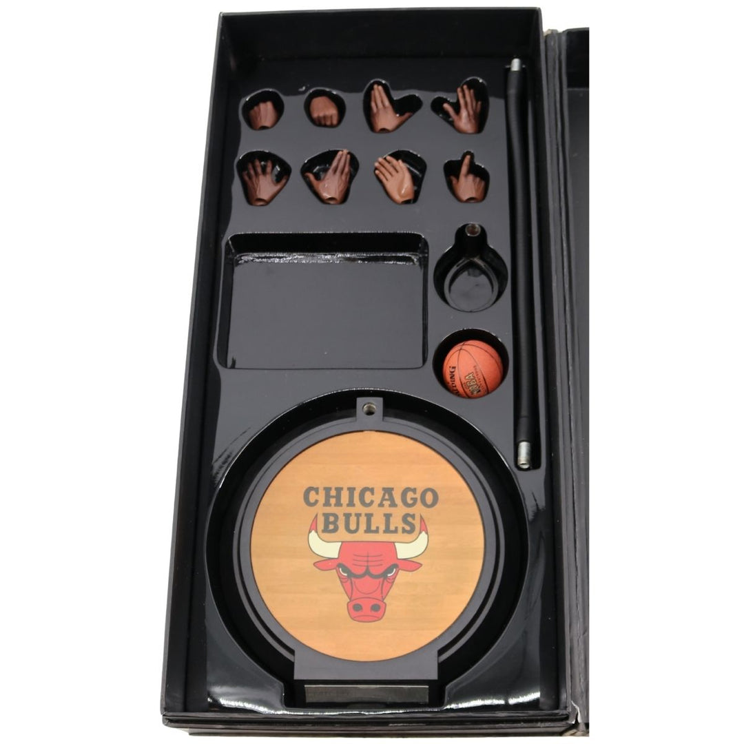 Michael Jordan Chicago Bulls Enterbay NBA Real Masterpiece 1:6 Action Figure-2
