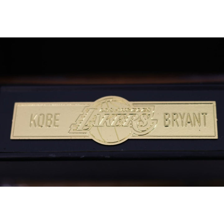 Kobe Bryant Los Angeles Lakers Enterbay NBA Real Masterpiece 1:6 Action Figure
