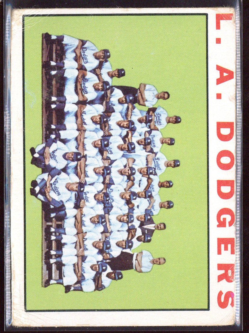 1964 Topps Dodgers #531 Team Card (1) CREASE