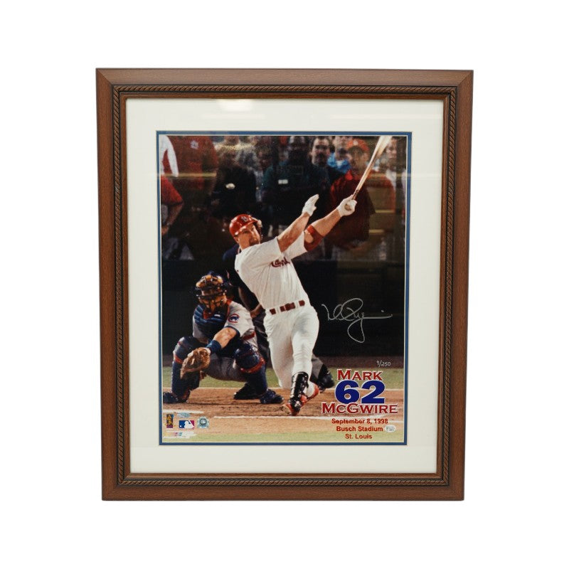 Mark McGwire St. Louis Cardinals 62nd HR Autographed Framed 16x20 Photo LE 9/250 Steiner Holo