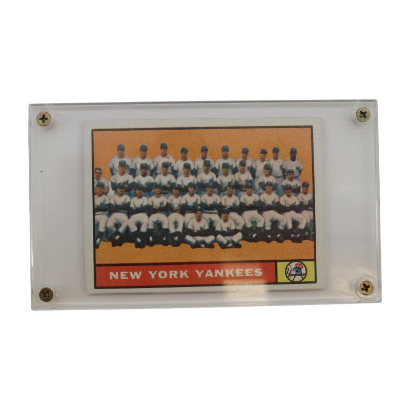 1961 Topps New York Yankees Team Trading Card #228