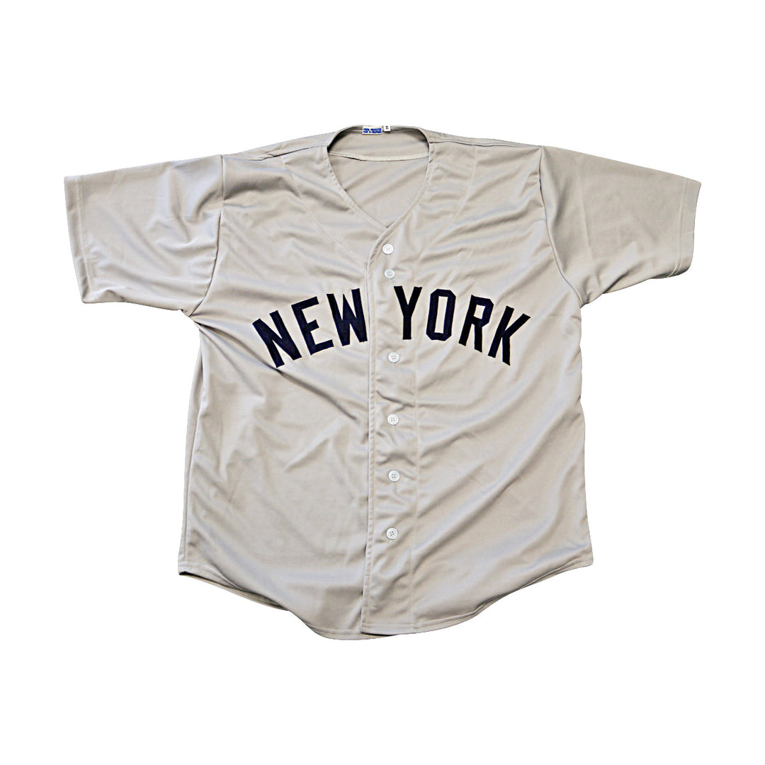 Juan Soto New York Yankees Autographed Signed Pro-Style Gray Jersey (Beckett Witness Holo #2W255011)