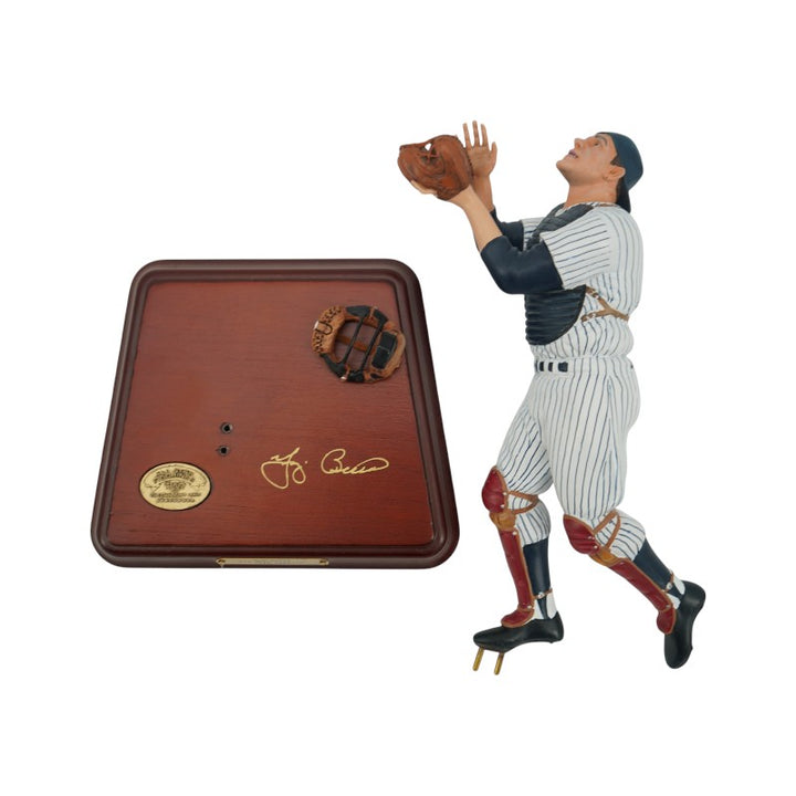 Yogi Berra Yankees Danbury Mint All Star Sculpture LE/3685 Danbury Mint COA