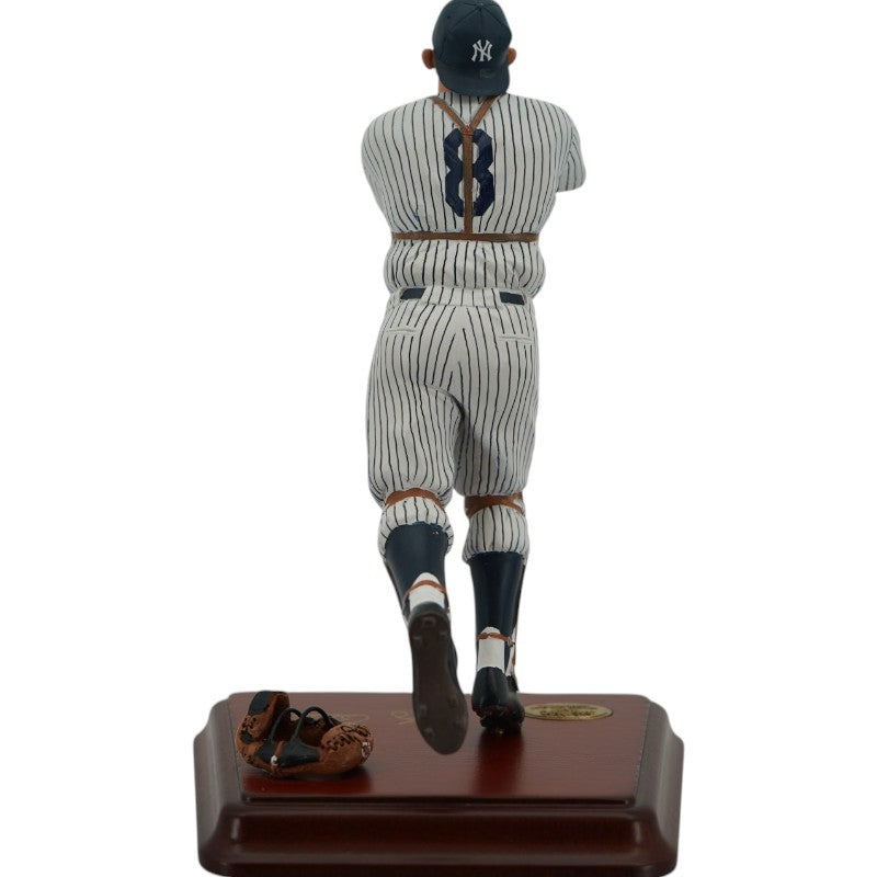 Yogi Berra Yankees Danbury Mint All Star Sculpture LE/3685 Danbury Mint COA