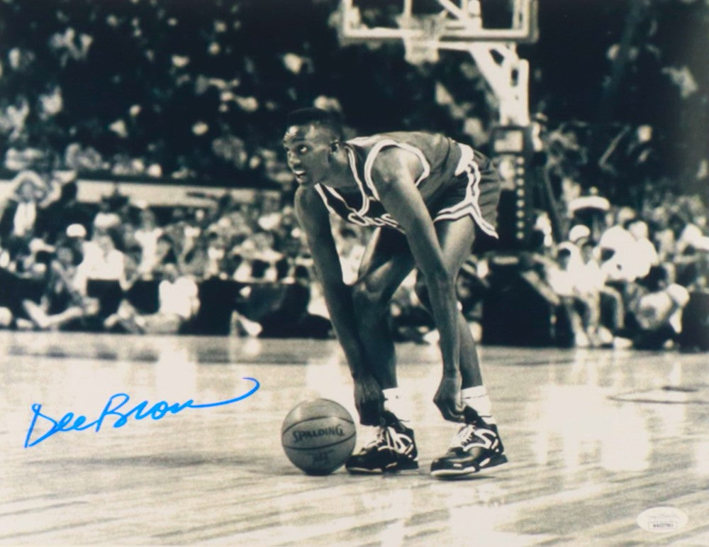 Dee Brown Boston Celtics Signed 11x14 Photo (JSA)