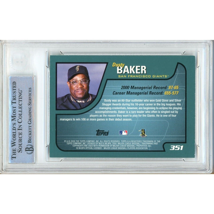 Dusty Baker San Francisco Giants Signed 2001 Topps Baseball Card Beckett Auth Auto Slab