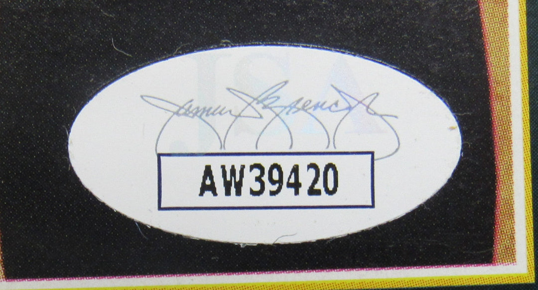 Brett Farve Signed Auto Sports Illustrated Magazine JSA AW39420