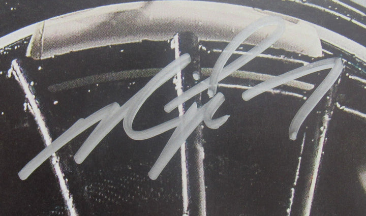 Michael Vick Signed Sports Illustrated Magazine JSA WA759887